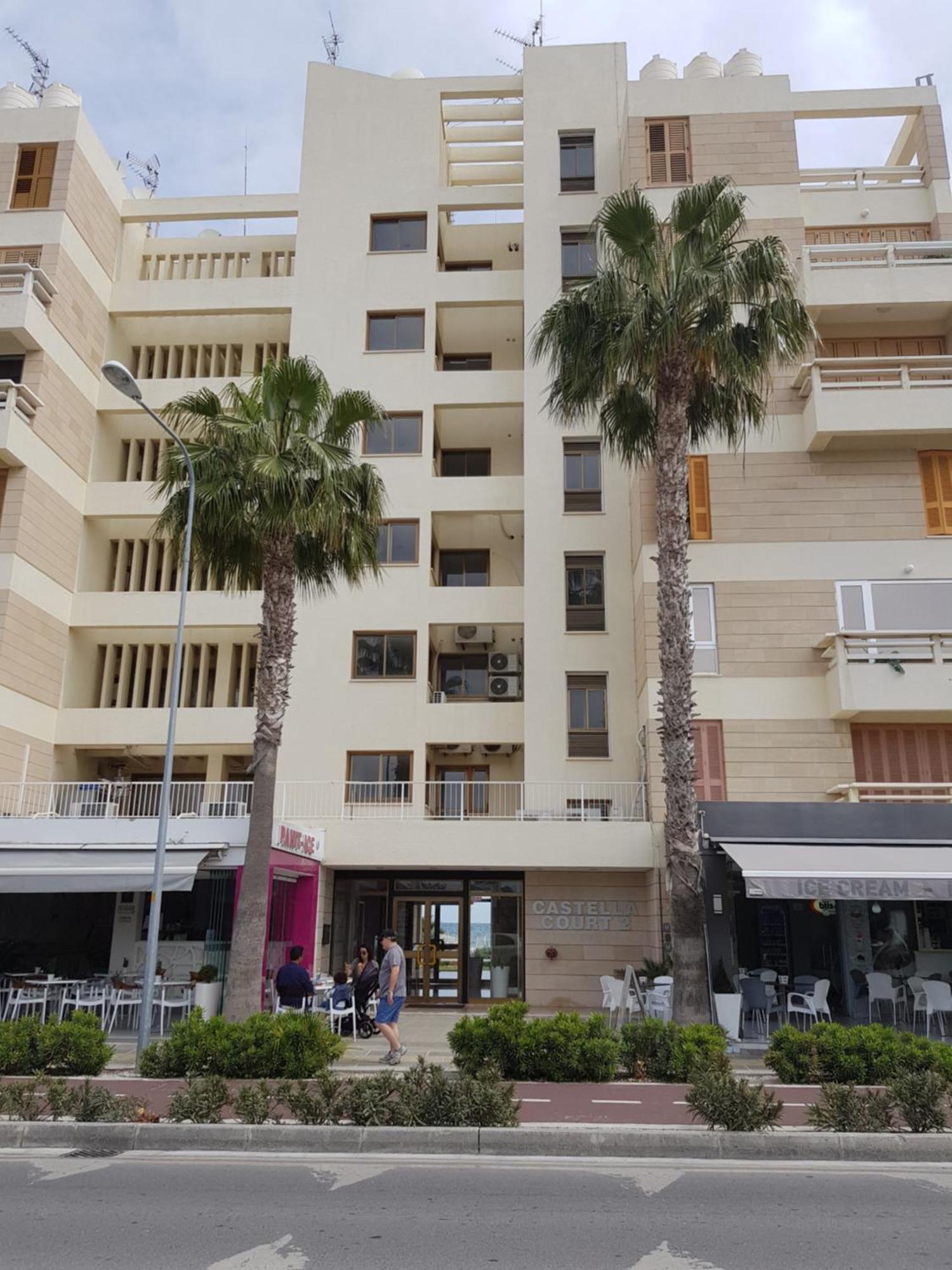 Haig'S Dream Flat On The Beach Lárnaca Exterior foto